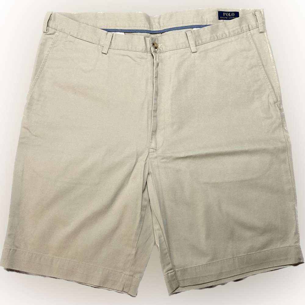 Men's Classic Fit, Khaki Polo Shorts, Size 42T
